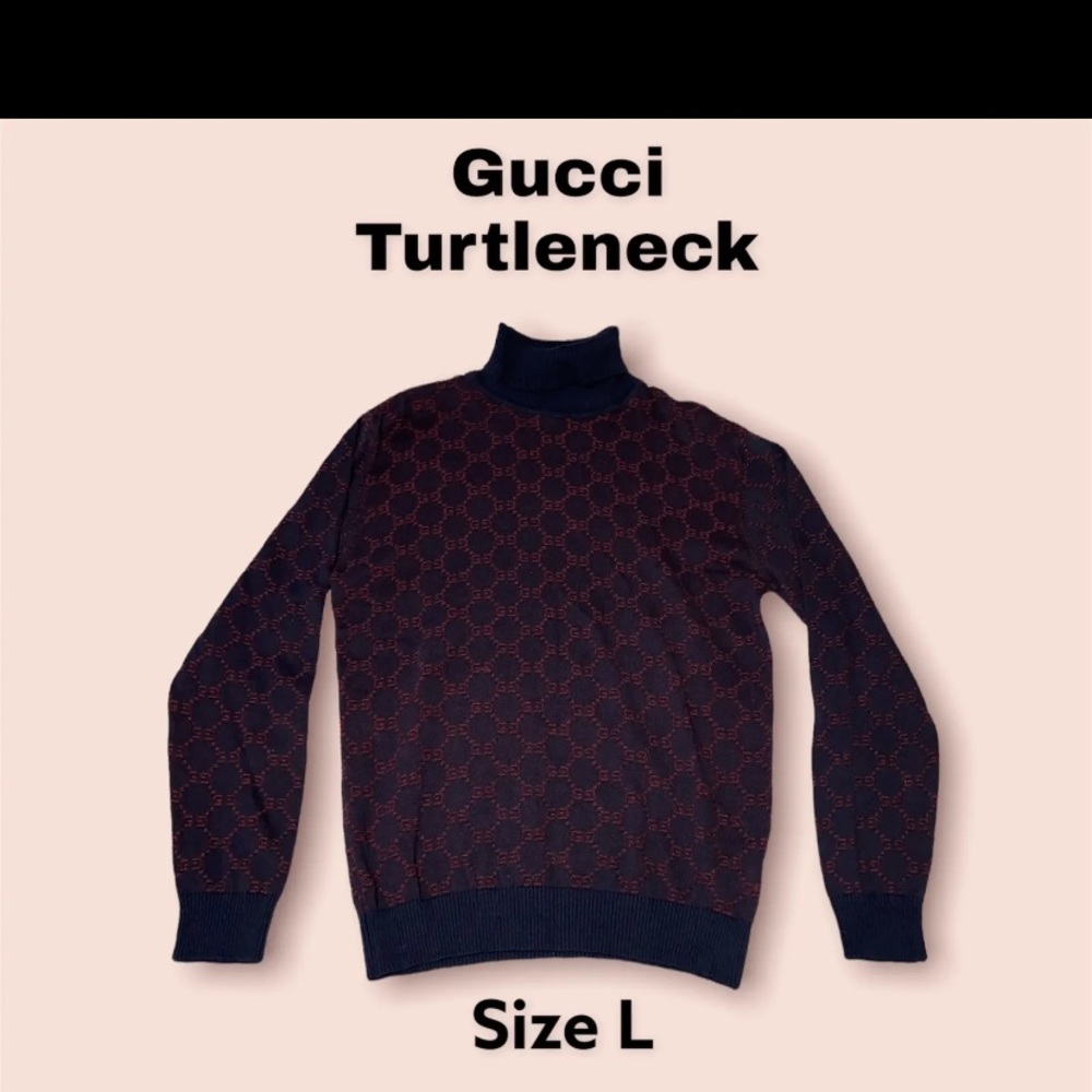 GUCCI turtleneck, size L fits M